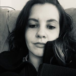 Meet your Posher, Brittney